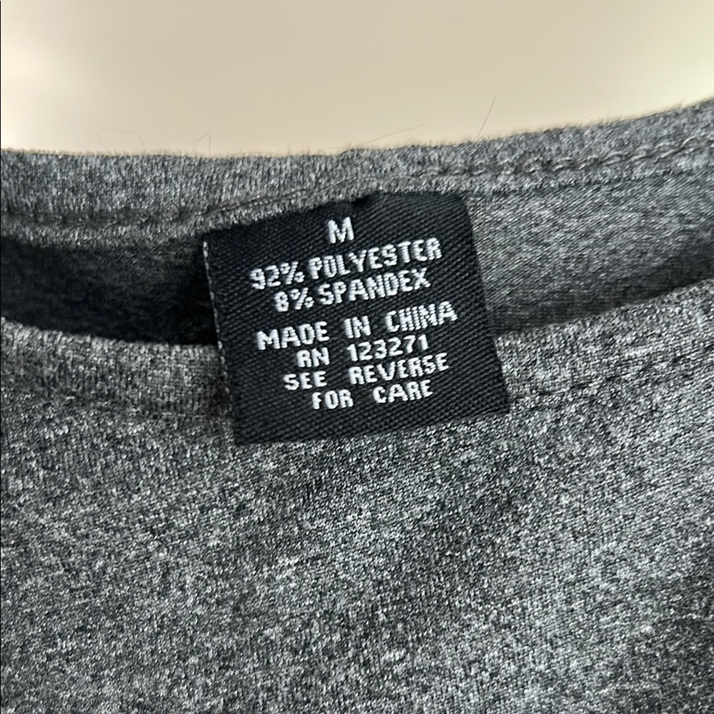 Gray Sleeveless Twist-Front Top - Picture 2 of 3